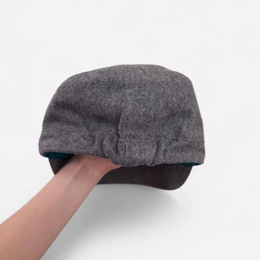 Y2K Old Navy Gray Baker Boy Hat from Year 2010